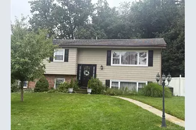 136 Orchid Drive, Pearl River, NY 10965 - Photo 2