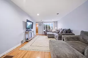 2262 1st St, East Meadow, NY 11554 - Photo 14