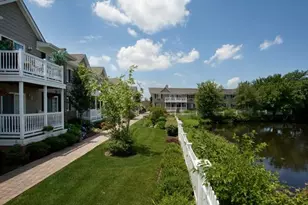 9 Willowbrook Rd, Bay Shore, NY 11706 - Photo 2