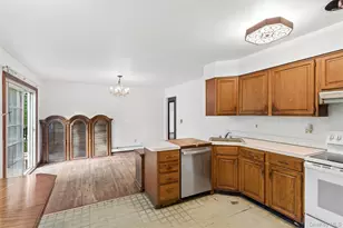 650 Greenfield S Ln, Southold, NY 11971 - Photo 10