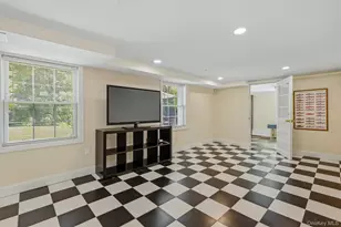 87 Bolton Ave, White Plains, NY 10605 - Photo 34