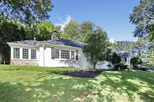 11 Muir Ln, New City, NY 10956 - Photo 2