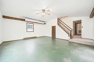 35 Gwendolyn Pl, East Islip, NY 11730 - Photo 10