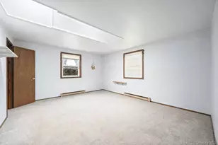 35 Gwendolyn Pl, East Islip, NY 11730 - Photo 14
