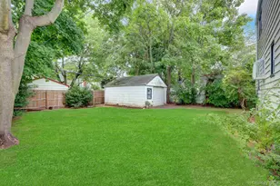 781 Salem Rd, Uniondale, NY 11553 - Photo 16