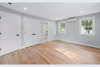 24812 139th Avenue, Rosedale, NY 11422 - Photo 8