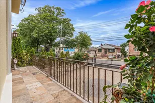 3-18 147th Pl, Whitestone, NY 11357 - Photo 6