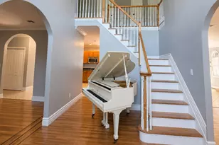 8 Brian Ct, Salisbury Mills, NY 12577 - Photo 4