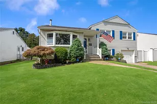 582 Benton Rd, East Meadow, NY 11554 - Photo 2