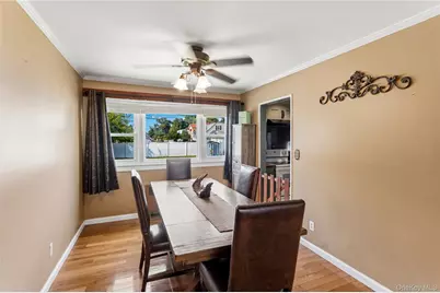 582 Benton Road, East Meadow, NY 11554 - Photo 10