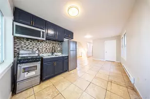 324 Underhill Ave, Bronx, NY 10473 - Photo 10