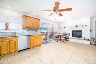 163 Mott Street, Oceanside, NY 11572 - Photo 14