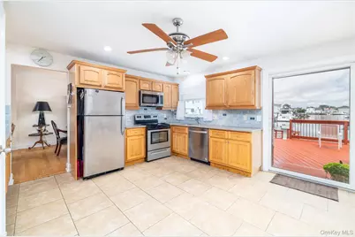 163 Mott Street, Oceanside, NY 11572 - Photo 12
