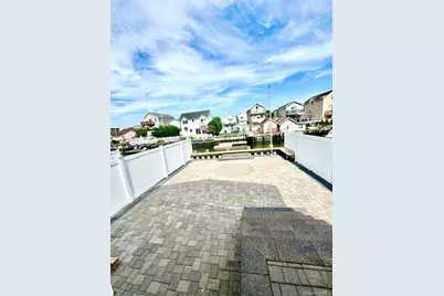159 Sportsmans Avenue, Freeport, NY 11520 - Photo 14
