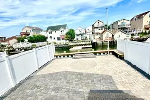 159 Sportsmans Ave, Freeport, NY 11520 - Photo 14