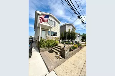 159 Sportsmans Avenue, Freeport, NY 11520 - Photo 2