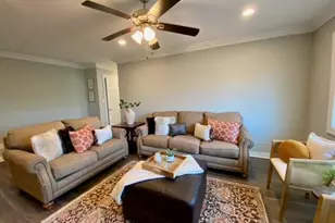 315 Robinson Ave, Patchogue, NY 11772 - Photo 6