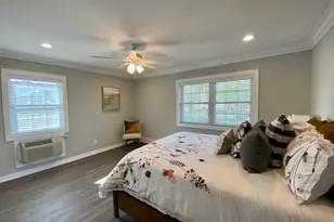 315 Robinson Ave, Patchogue, NY 11772 - Photo 8