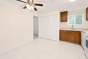145 Cambridge Dr, Port Jefferson, NY 11776 - Photo 6