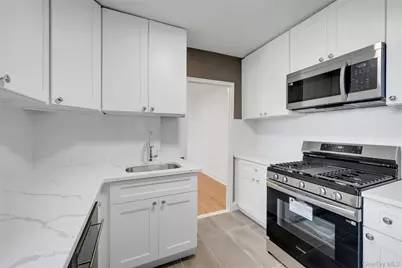 5650 Netherland Avenue #3C, Bronx, NY 10471 - Photo 2