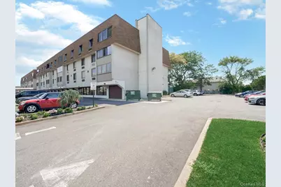 31 Casino #3J, Freeport, NY 11520 - Photo 18
