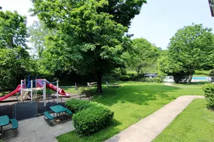 71 Avon Cir, Rye Brook, NY 10573 - Photo 18
