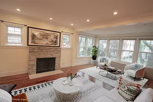 25714 Pembroke Ave, Great Neck, NY 11020 - Photo 4