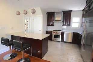 25714 Pembroke Ave, Great Neck, NY 11020 - Photo 8