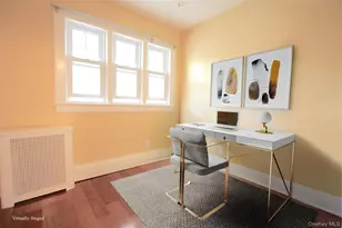 25714 Pembroke Ave, Great Neck, NY 11020 - Photo 12