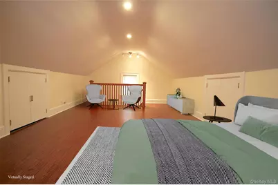 257-14 Pembroke Avenue, Great Neck, NY 11020 - Photo 14