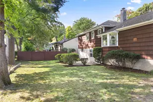 226 Rosehill Ave, New Rochelle, NY 10804 - Photo 4