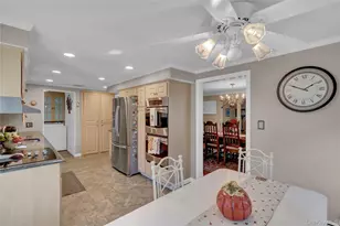 14 Milhouse Ln, Lake Grove, NY 11755 - Photo 20