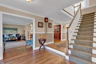 14 Milhouse Ln, Lake Grove, NY 11755 - Photo 6
