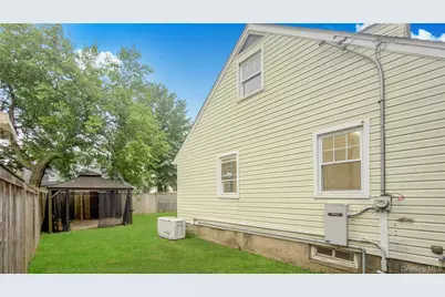6 Harold Avenue, Hempstead, NY 11550 - Photo 46