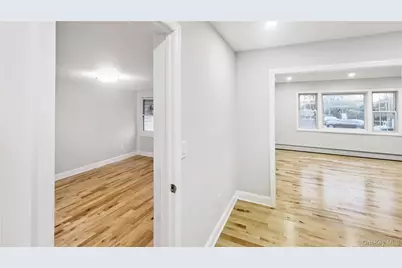 6 Harold Avenue, Hempstead, NY 11550 - Photo 18