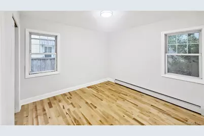 6 Harold Avenue, Hempstead, NY 11550 - Photo 22