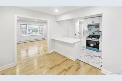 6 Harold Avenue, Hempstead, NY 11550 - Photo 12