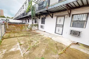 862 Leland Ave, Bronx, NY 10473 - Photo 12