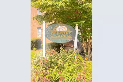 215-09 47th Ave #2C, Bayside, NY 11361 - Photo 2