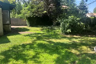 110 Rockaway Pkwy, Valley Stream, NY 11580 - Photo 10