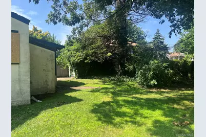 110 Rockaway Parkway, Valley Stream, NY 11580 - Photo 8