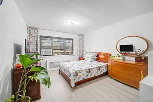 31-70 138th St, Flushing, NY 11354 - Photo 6