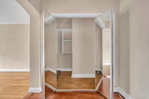 2 Townhouse Pl, Great Neck, NY 11021 - Photo 6