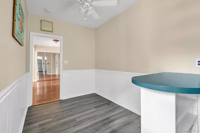 2 Townhouse Place #3N, Great Neck, NY 11021 - Photo 10