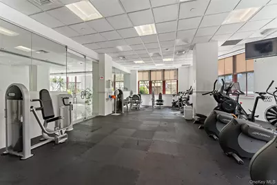 1 Scarsdale Road #403, Tuckahoe, NY 10707 - Photo 18