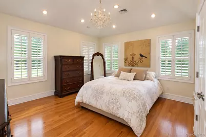 100 Edgewood Avenue, Smithtown, NY 11787 - Photo 48