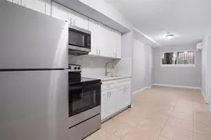 806 E 227th St, Bronx, NY 10466 - Photo 12