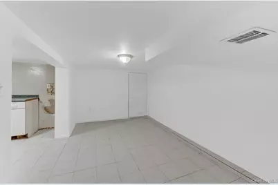 115-15 95th Avenue, Richmond Hill, NY 11419 - Photo 30