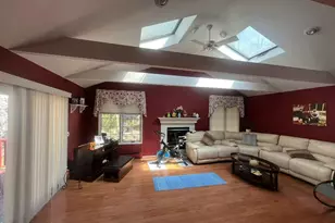 64 Todd Ct, Huntington Station, NY 11746 - Photo 8
