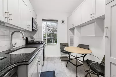 3001 Henry Hudson Parkway #2H, Bronx, NY 10463 - Photo 14
